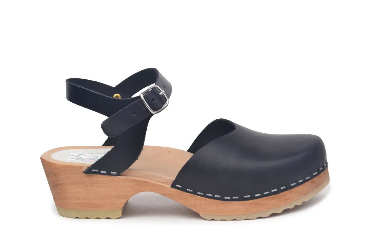 Maguba Monterey Covered Toe Sandal