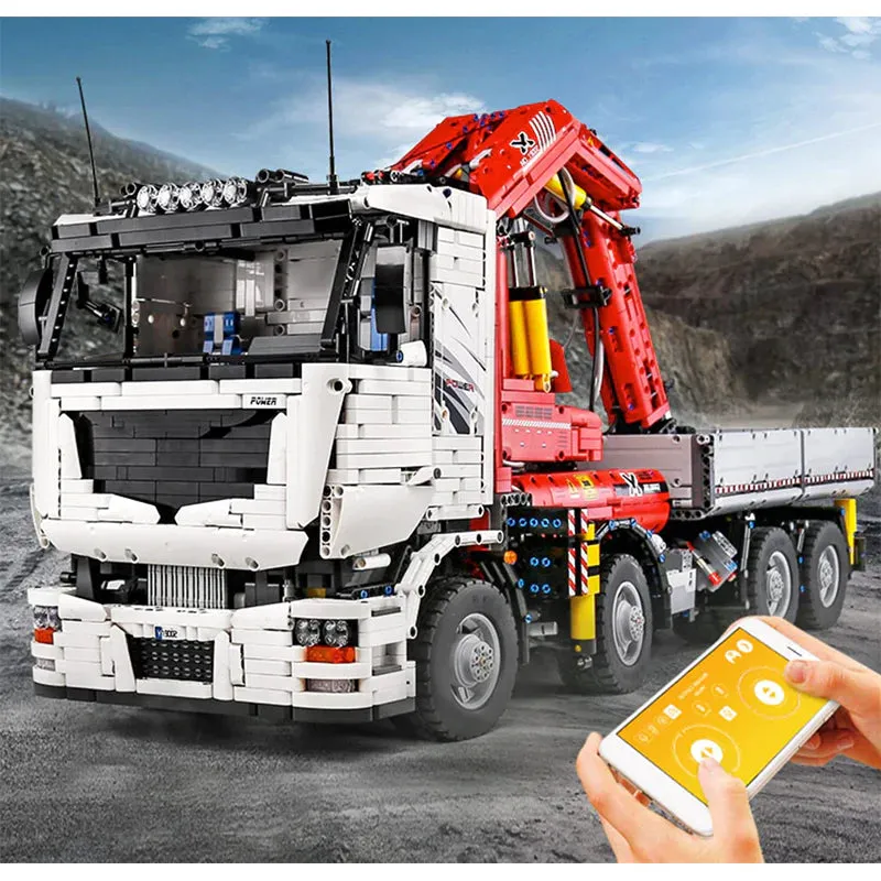 REMOTE CONTROLLED CRANE TRUCK | 8238PCS